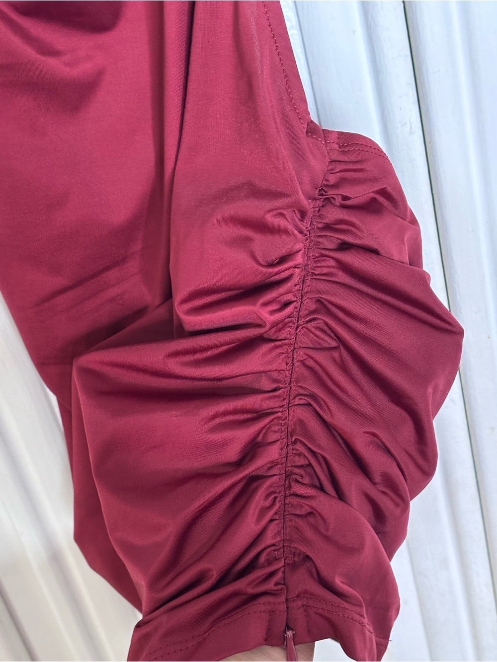 Princess Polly Deep Raspberry Rouched Cowl Neck Halter Top sz 4 - Picture 4 of 10